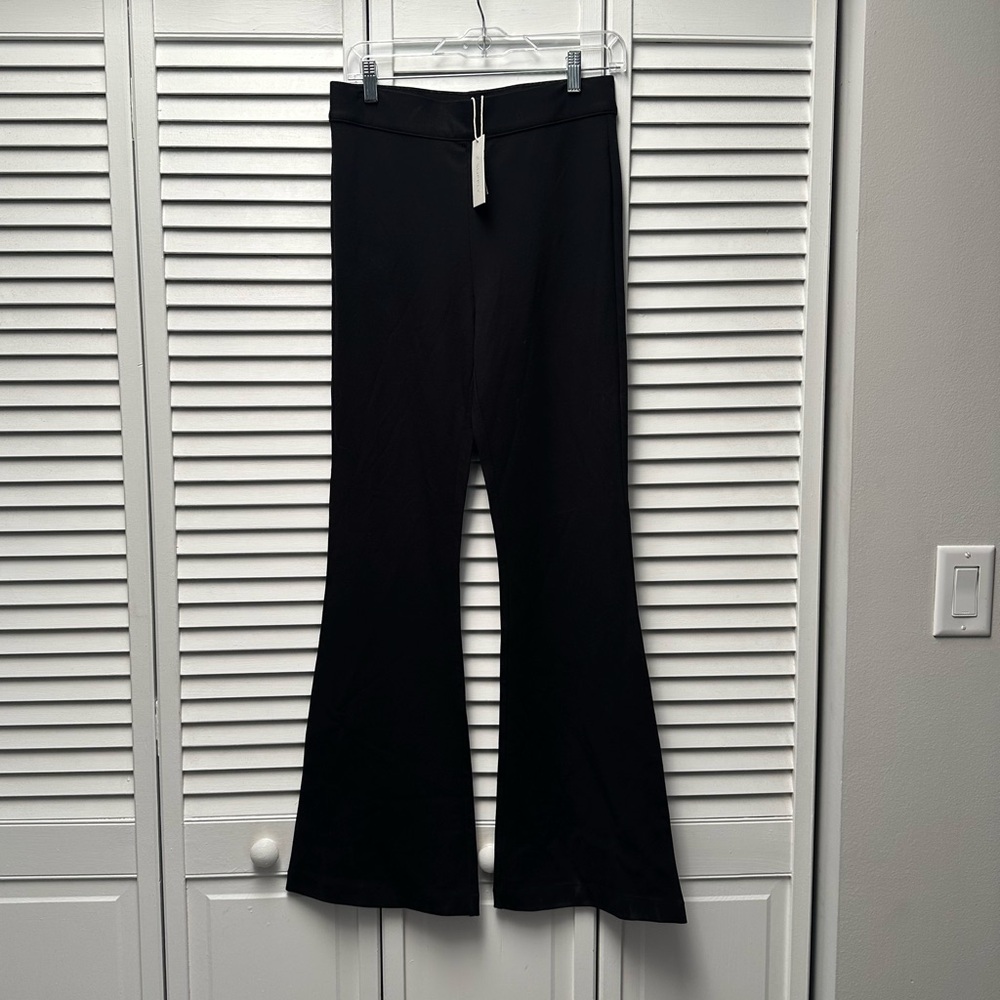 Z Supply Everyday Flare Pants. Smooth heavyweight stretch fabric. NWT - Picture 3 of 6